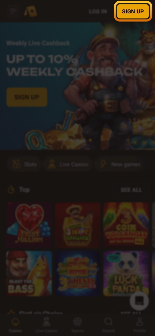 Click the sign up button on the Slotlair official site.